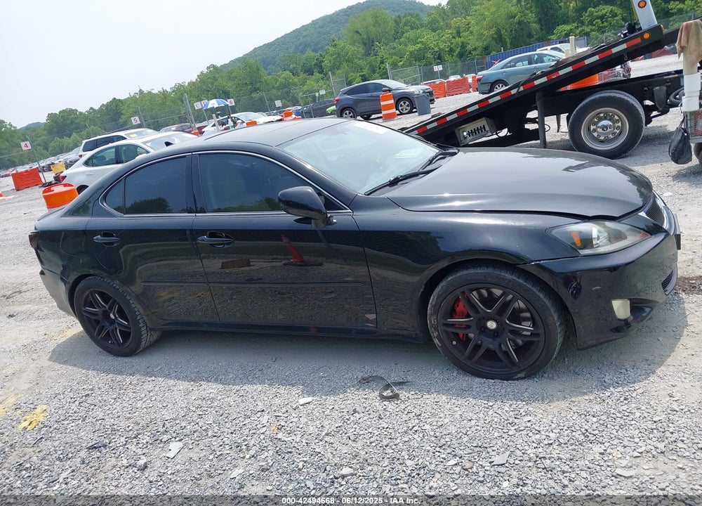 2007 LEXUS IS 350 VIN: JTHBE262272010458