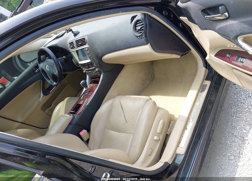 2007 LEXUS IS 350 VIN: JTHBE262272010458
