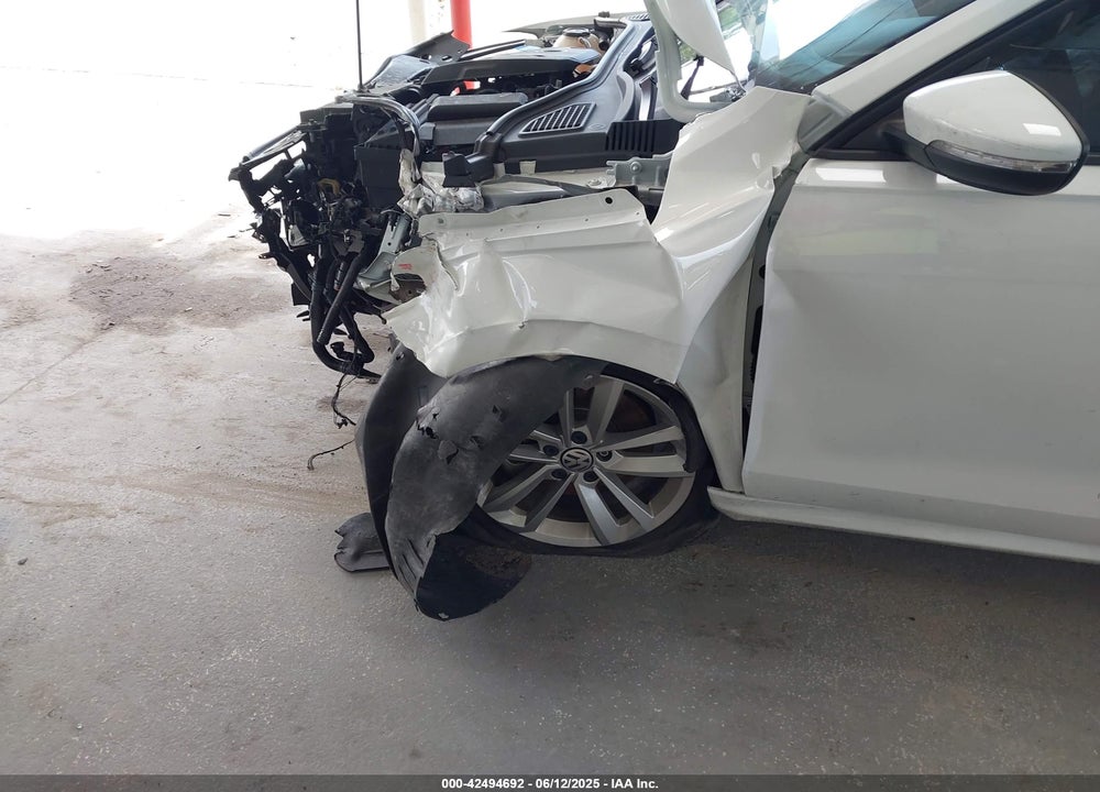 2021 VOLKSWAGEN PASSAT VIN: 1VWAA7A39MC015312