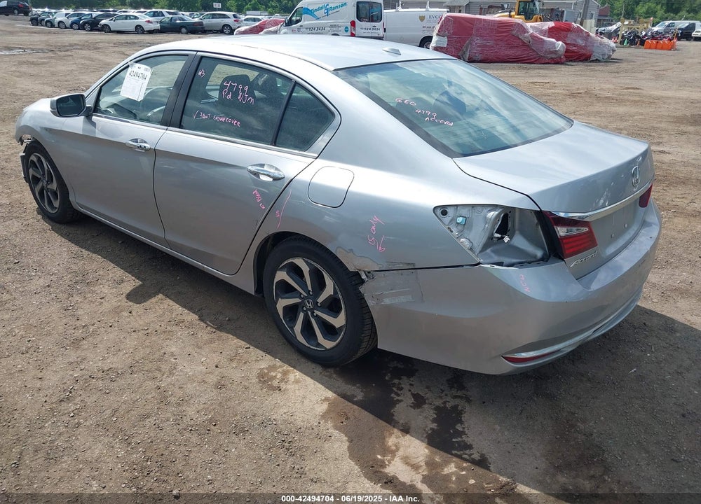2017 HONDA ACCORD VIN: 1HGCR2F7XHA105719