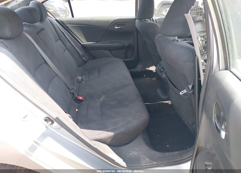 2017 HONDA ACCORD VIN: 1HGCR2F7XHA105719