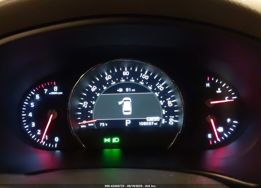 2019 KIA SORENTO VIN: 5XYPKDA57KG525970