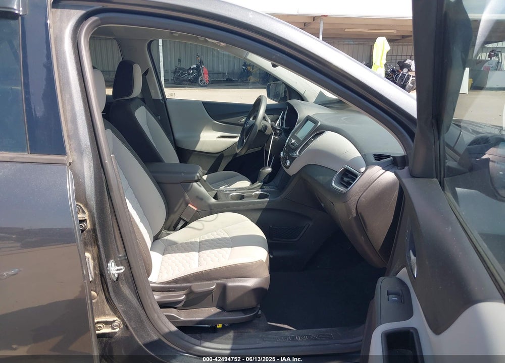 2018 CHEVROLET EQUINOX VIN: 2GNAXHEV4J6161650