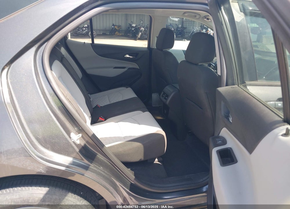 2018 CHEVROLET EQUINOX VIN: 2GNAXHEV4J6161650