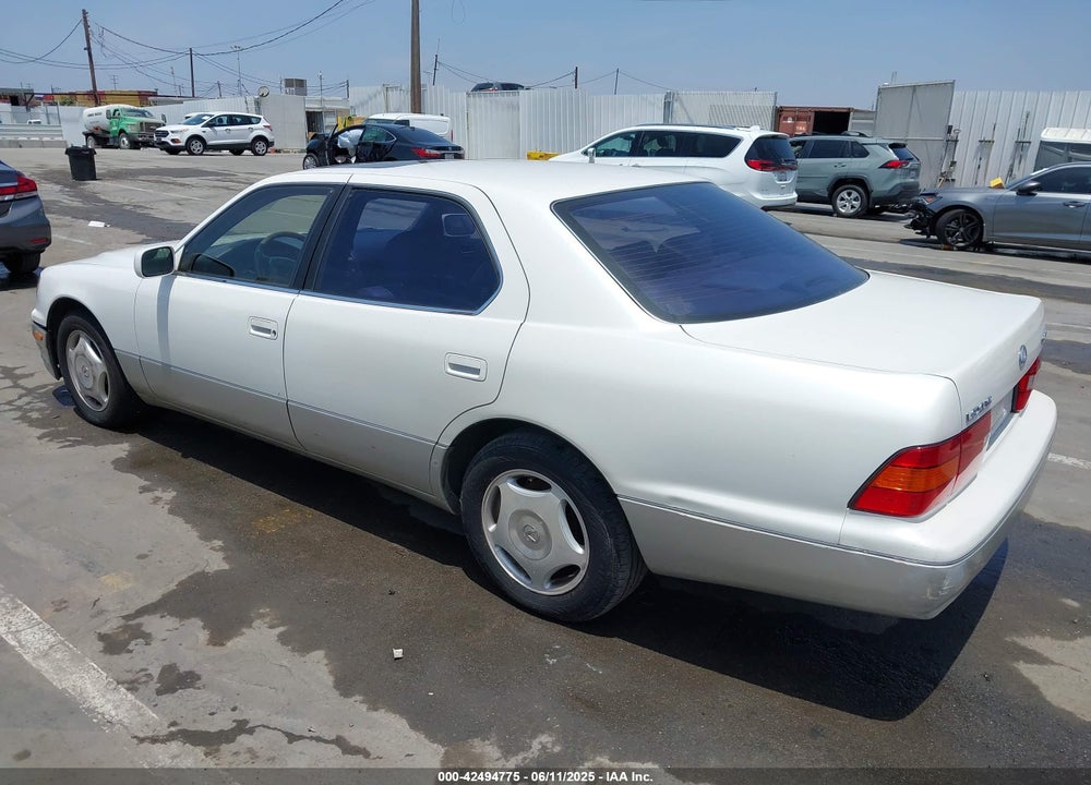 1998 LEXUS LS 400 VIN: JT8BH28F5W0120888