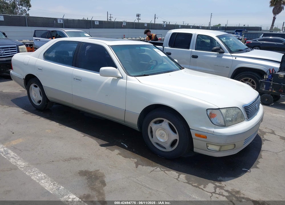 1998 LEXUS LS 400 VIN: JT8BH28F5W0120888