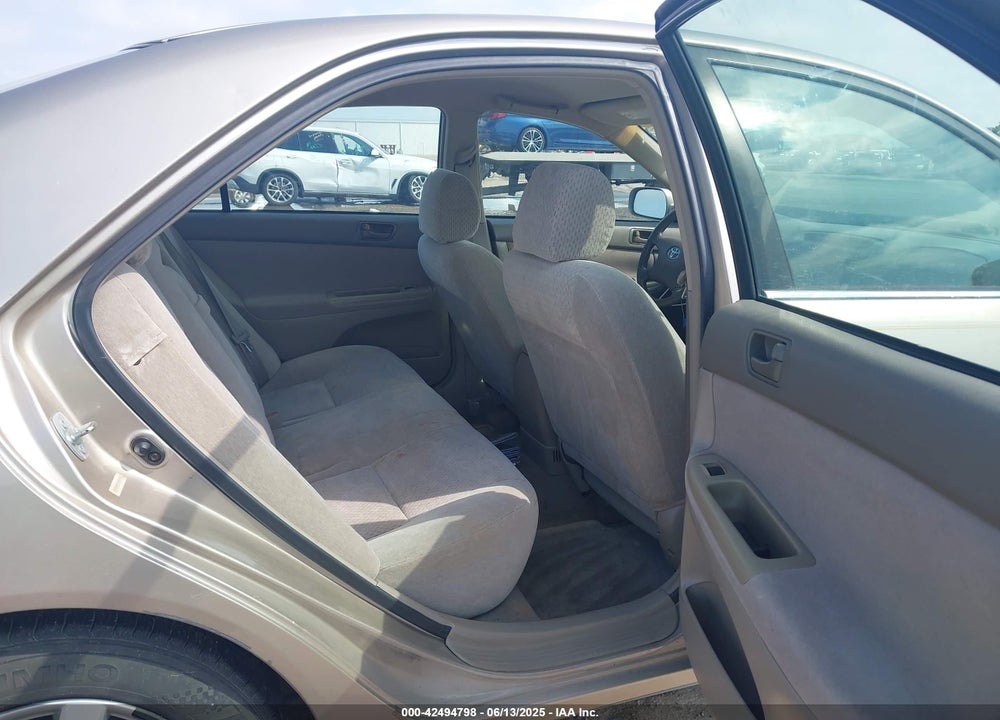 2003 TOYOTA CAMRY LE VIN: 4T1BE32K03U651373