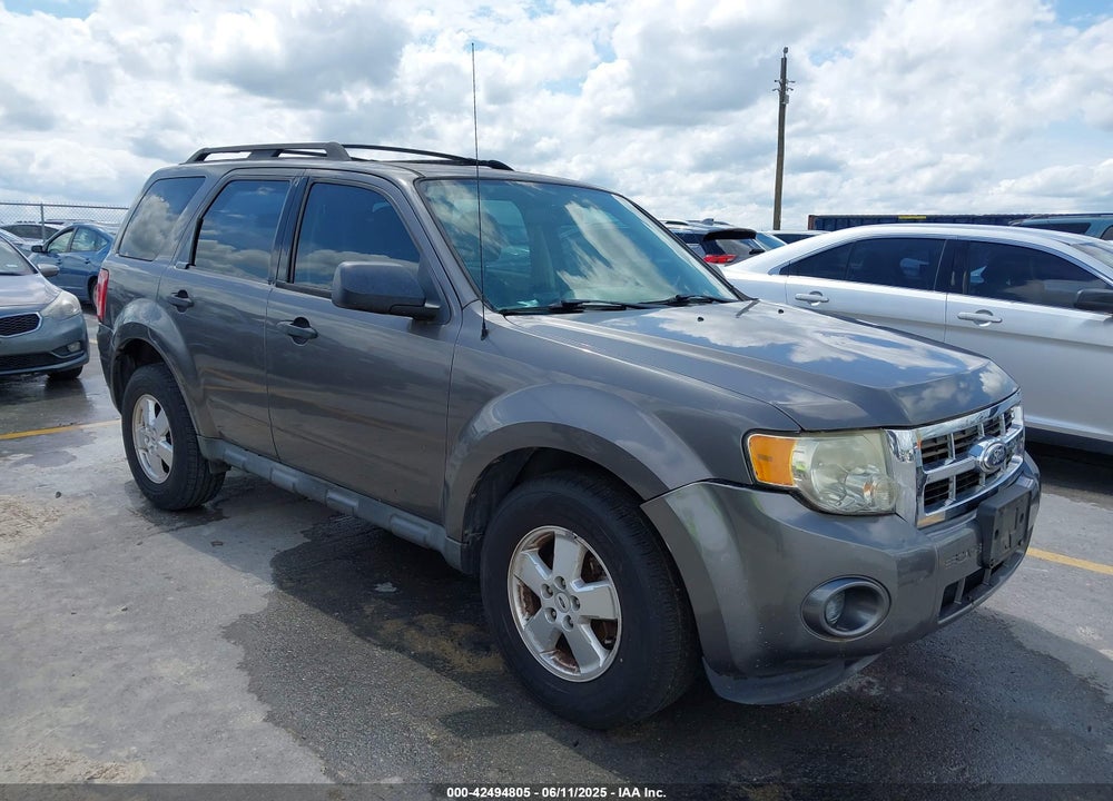 2012 FORD ESCAPE XLS VIN: 1FMCU0C75CKA40329