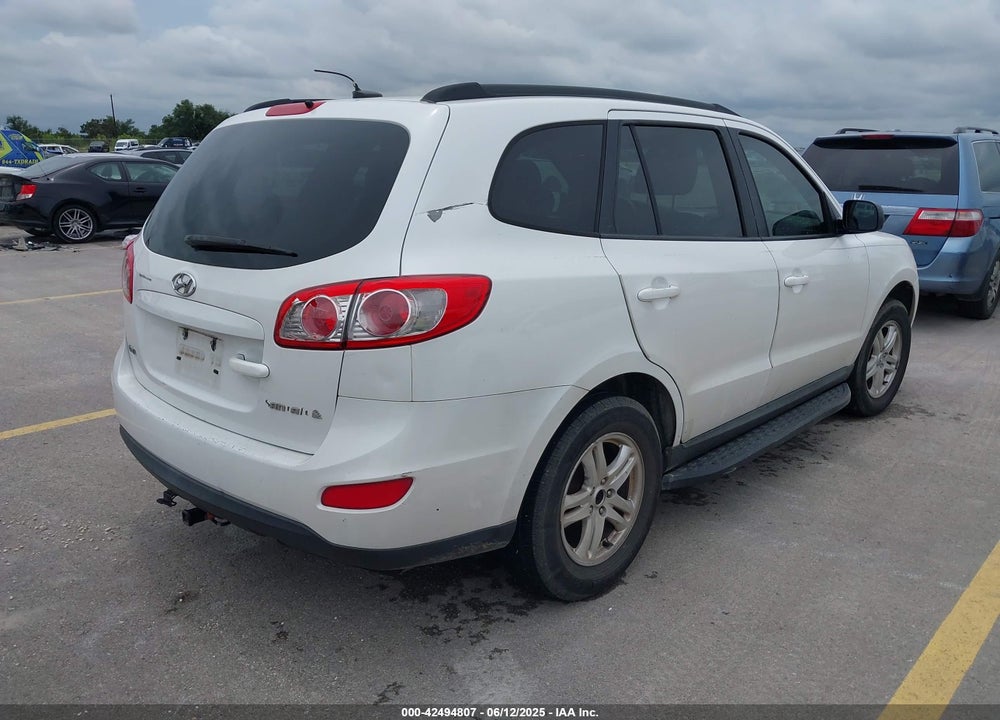 2011 HYUNDAI SANTA FE VIN: 5XYZG3AB2BG069709