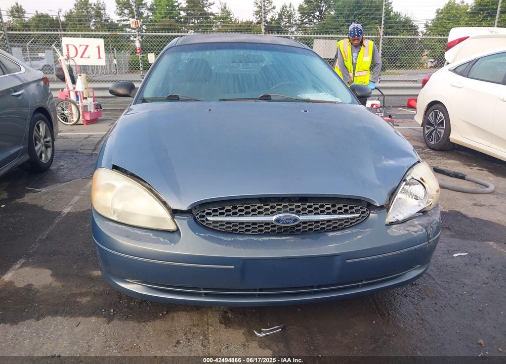 2001 FORD TAURUS LX VIN: 1FAFP52U01A177636