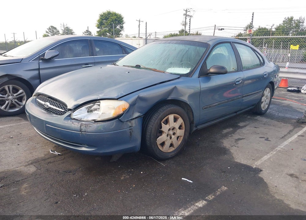 2001 FORD TAURUS LX VIN: 1FAFP52U01A177636