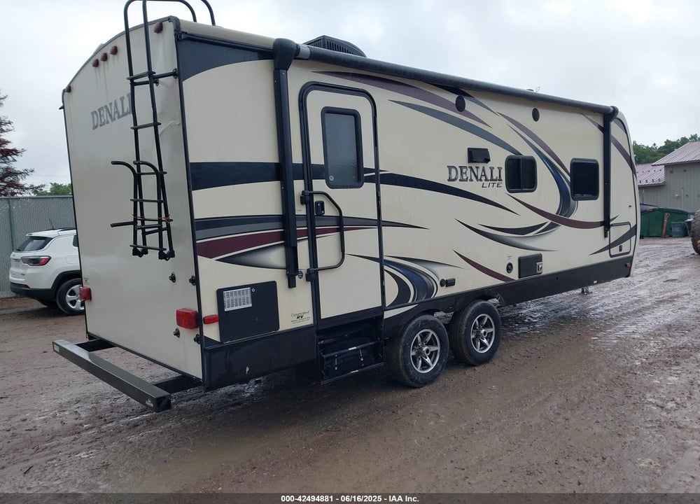 2015 DUTCHMAN DENALI LITE  DE2371RB15 TRAVEL TRAILER VIN: 4YDT23727FP940597