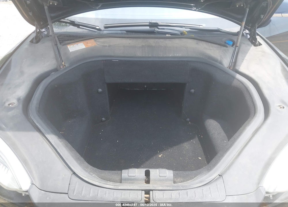 2013 TESLA MODEL S VIN: 5YJSA1CP1DFP21827