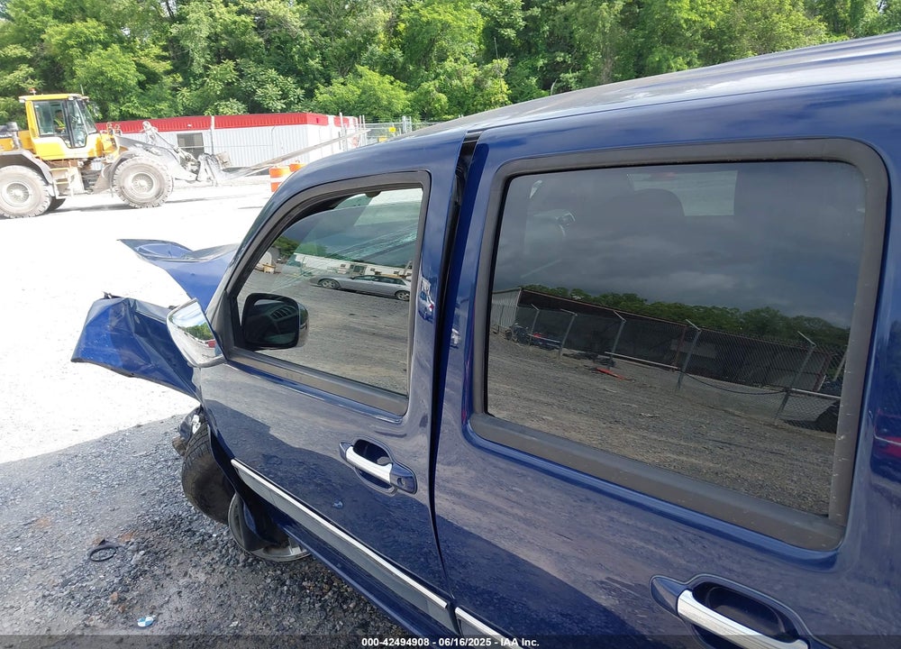 2011 CHEVROLET COLORADO VIN: 1GCHTCFE5B8124302