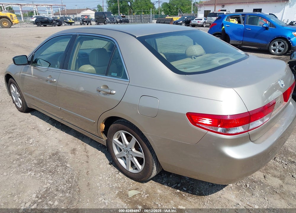 2003 HONDA ACCORD 3.0 EX VIN: 1HGCM66533A021464