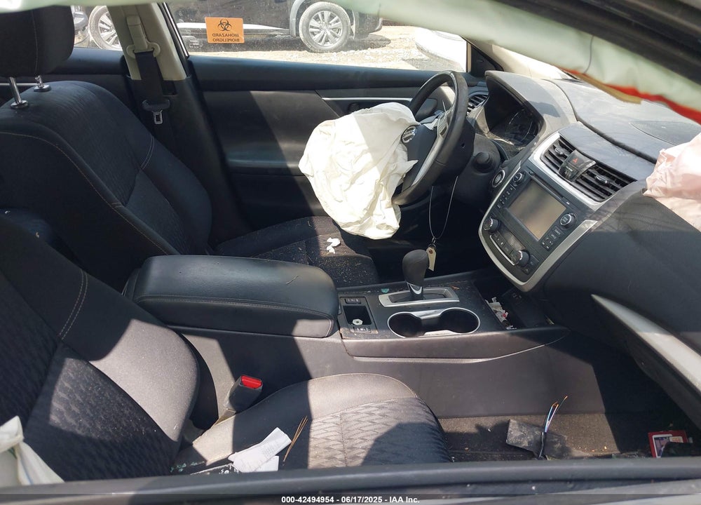 2017 NISSAN ALTIMA VIN: 1N4AL3AP1HC262537