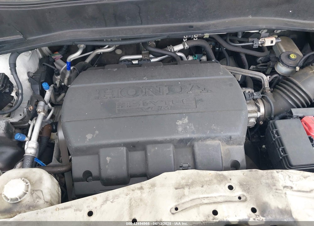 2011 HONDA PILOT VIN: 5FNYF4H5XBB057819