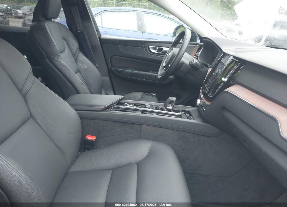 2024 VOLVO XC60 VIN: YV4L12RL4R1713474