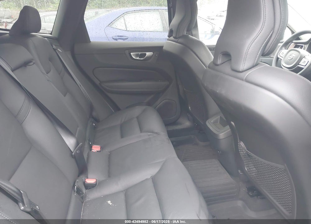 2024 VOLVO XC60 VIN: YV4L12RL4R1713474