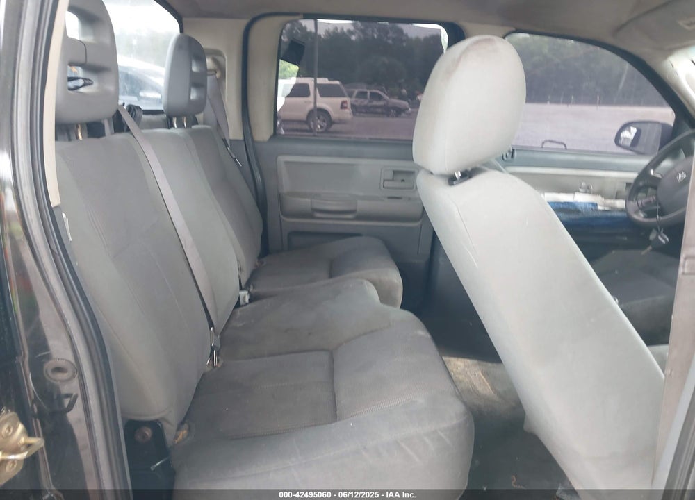 2005 DODGE DAKOTA SLT VIN: 1D7HE48K45S314897