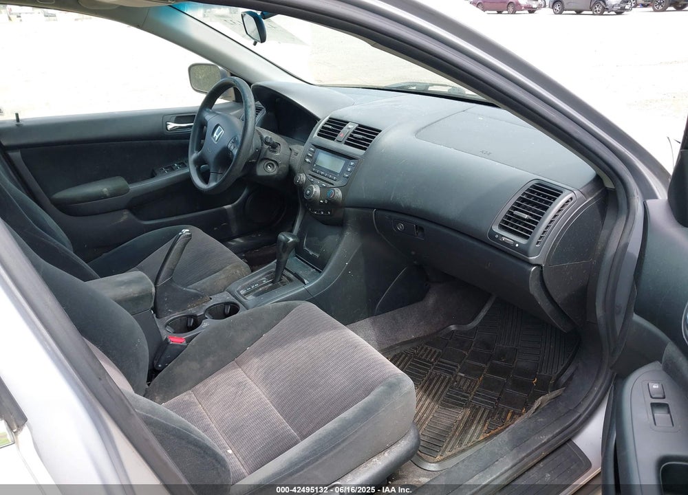 2004 HONDA ACCORD 2.4 LX VIN: 1HGCM56354A099464