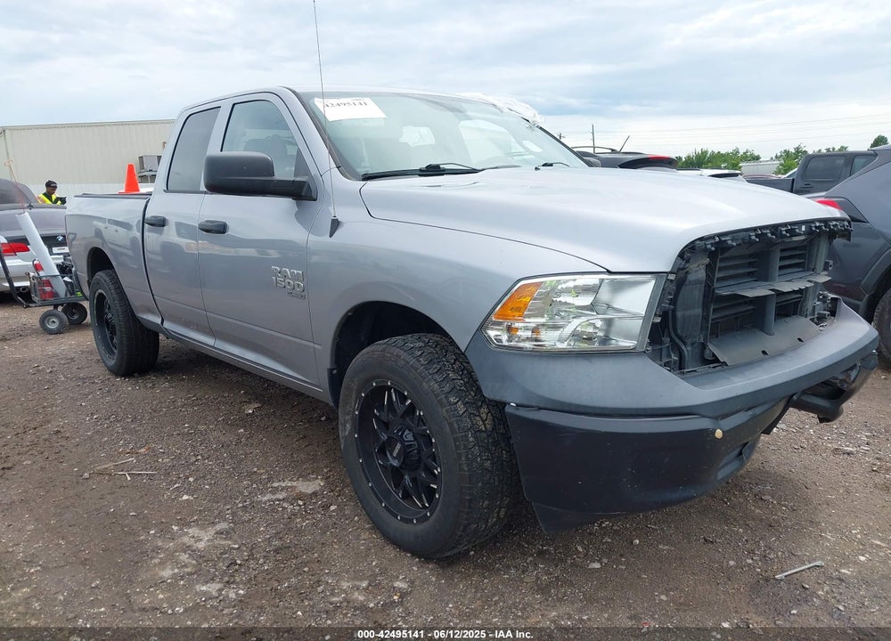 2019 RAM 1500 CLASSIC TRADESMAN 4X2 6'4 BOX VIN: 1C6RR6FG4KS704818