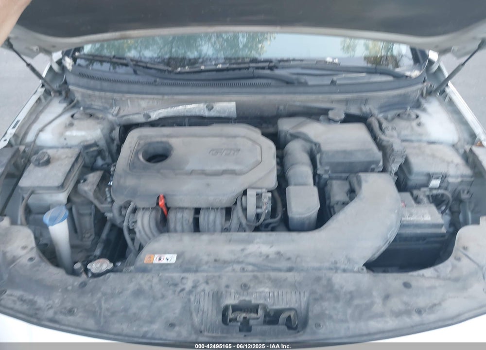 2015 HYUNDAI SONATA SE VIN: 5NPE24AF7FH186500