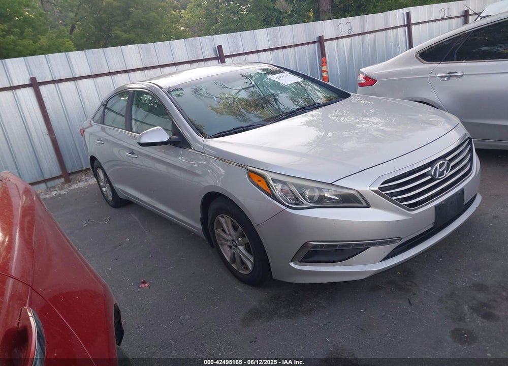2015 HYUNDAI SONATA SE VIN: 5NPE24AF7FH186500