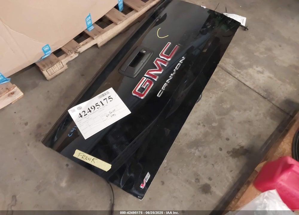 2022 GMC CANYON 4WD SHORT BOX DENALI VIN: 1GTG6EEN2N1312028