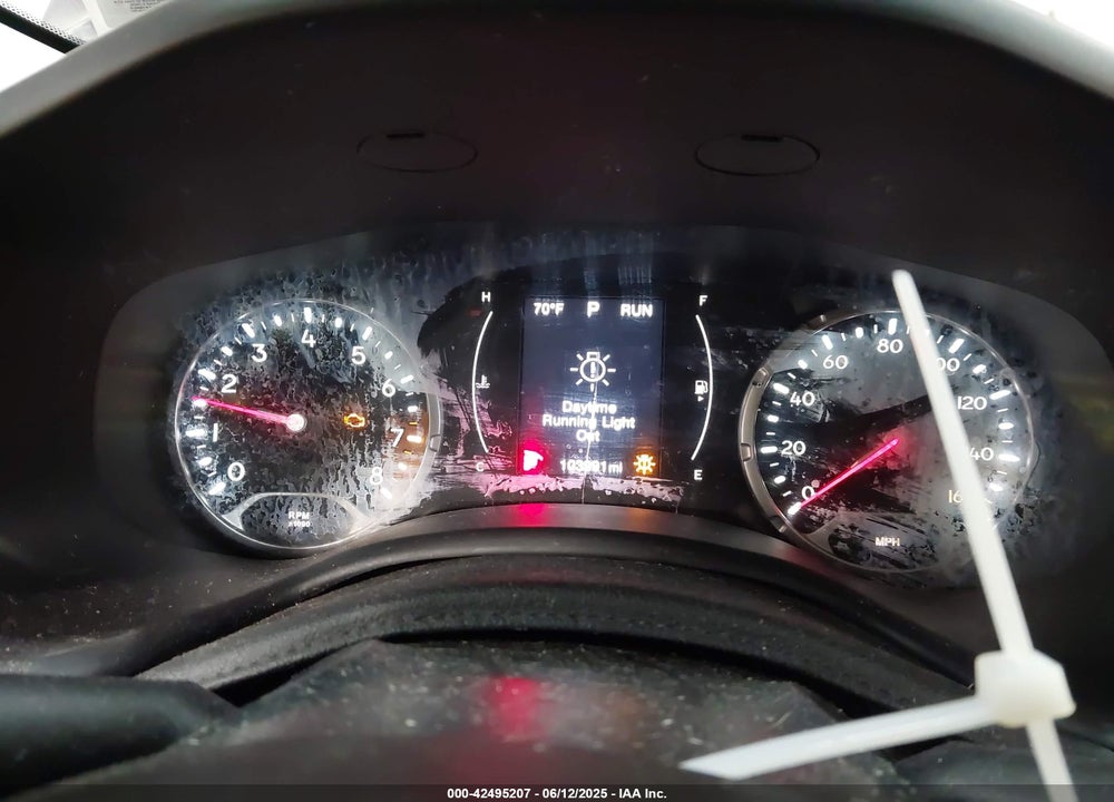 2017 JEEP RENEGADE VIN: ZACCJBAB6HPE45127