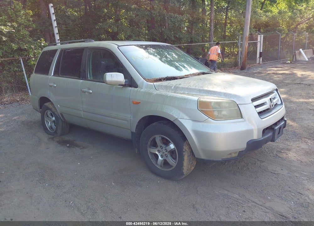 2006 HONDA PILOT EX-L VIN: 5FNYF18766B014763