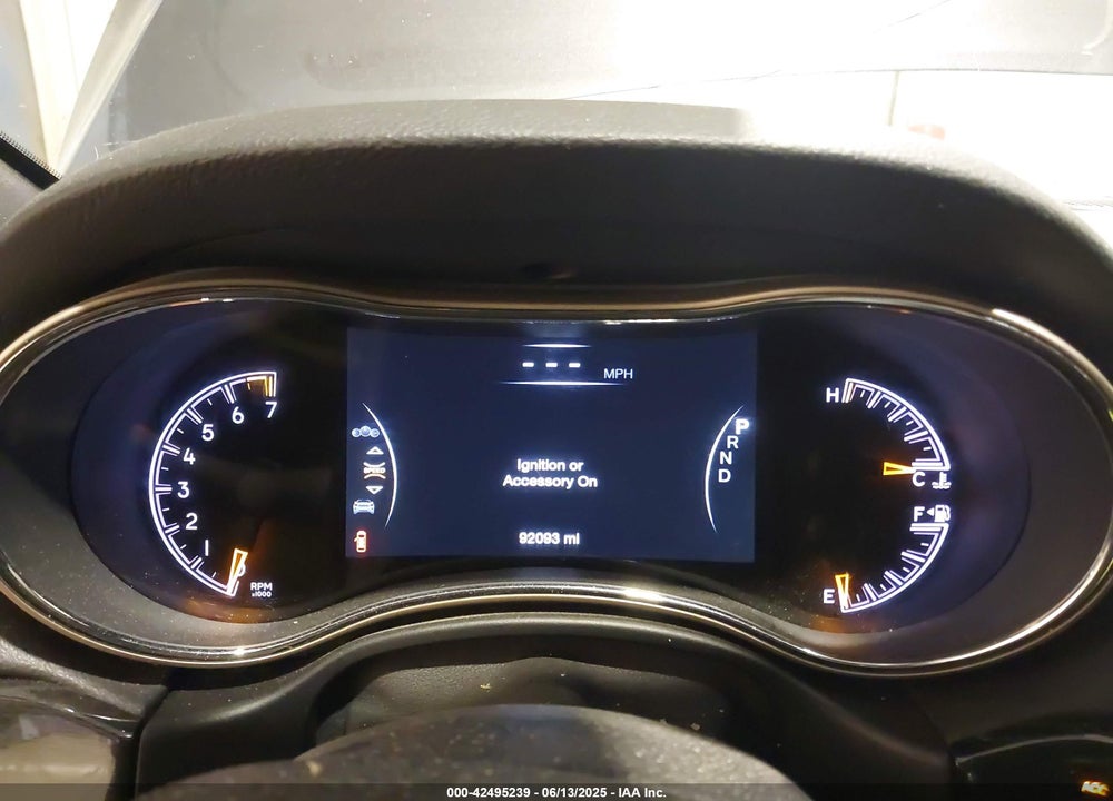 2016 JEEP GRAND CHEROKEE VIN: 1C4RJFBG7GC405363