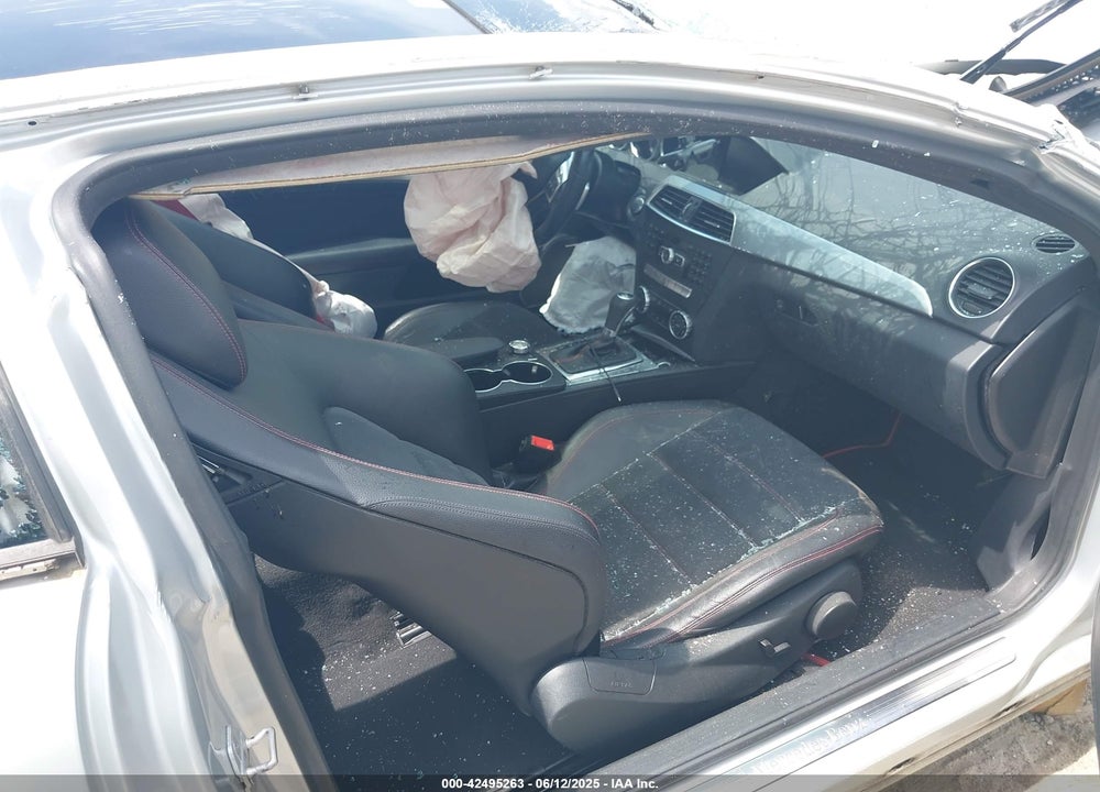 2014 MERCEDES-BENZ C CLASS VIN: WDDGJ4HB0EG198267