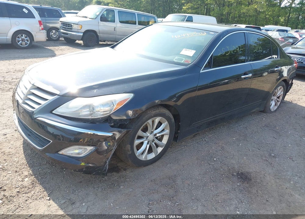 2013 HYUNDAI GENESIS VIN: KMHGC4DD2DU245158