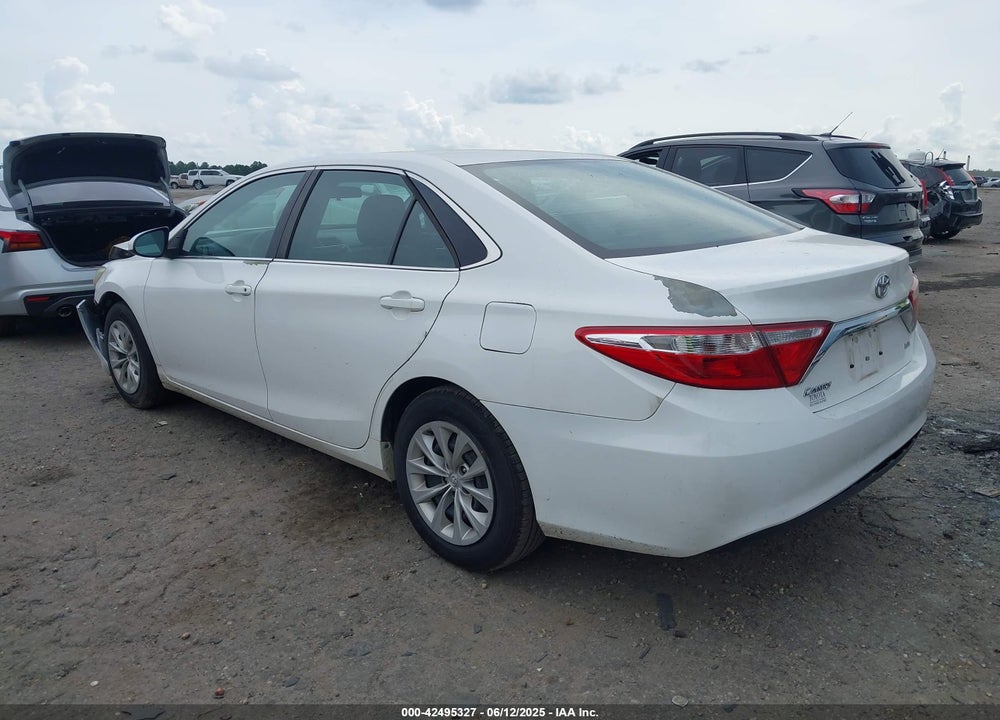 2016 TOYOTA CAMRY VIN: 4T4BF1FK5GR549932