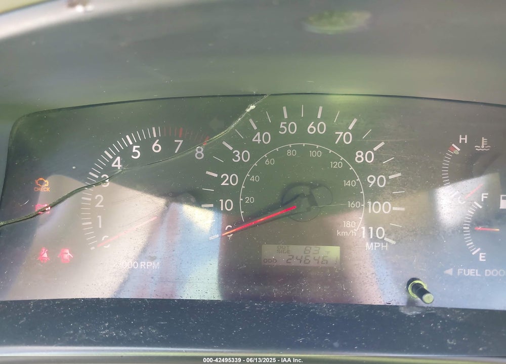 2005 TOYOTA COROLLA LE VIN: 2T1BR32E45C455682