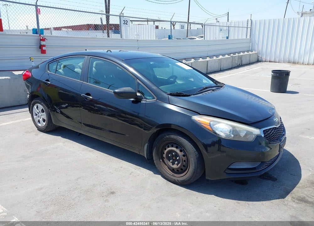 2015 KIA FORTE LX VIN: KNAFK4A63F5367322