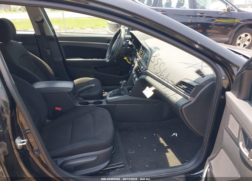 2020 HYUNDAI ELANTRA SEL VIN: 5NPD84LF6LH513469