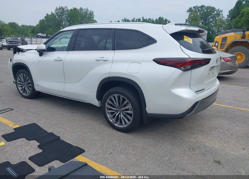 2025 TOYOTA HIGHLANDER HYBRID VIN: 5TDKBRCH5SS660530