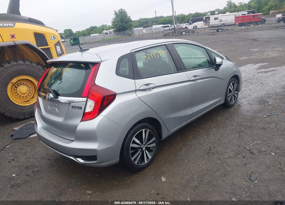 2018 HONDA FIT VIN: 3HGGK5H88JM701661