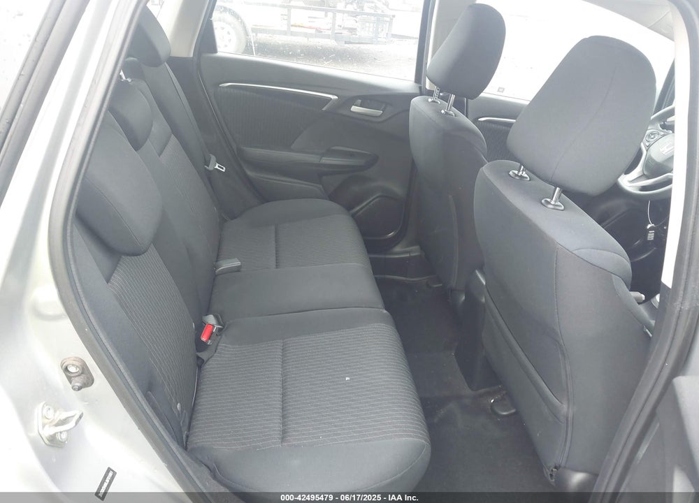 2018 HONDA FIT VIN: 3HGGK5H88JM701661