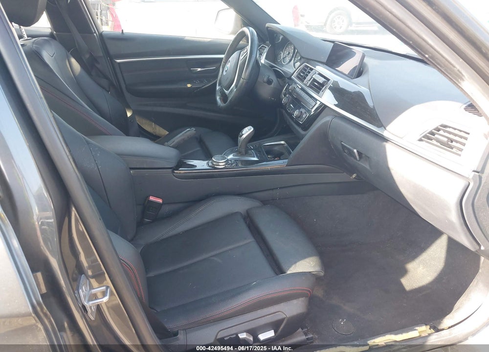 2016 BMW 3 SERIES VIN: WBA8E9G58GNT85599