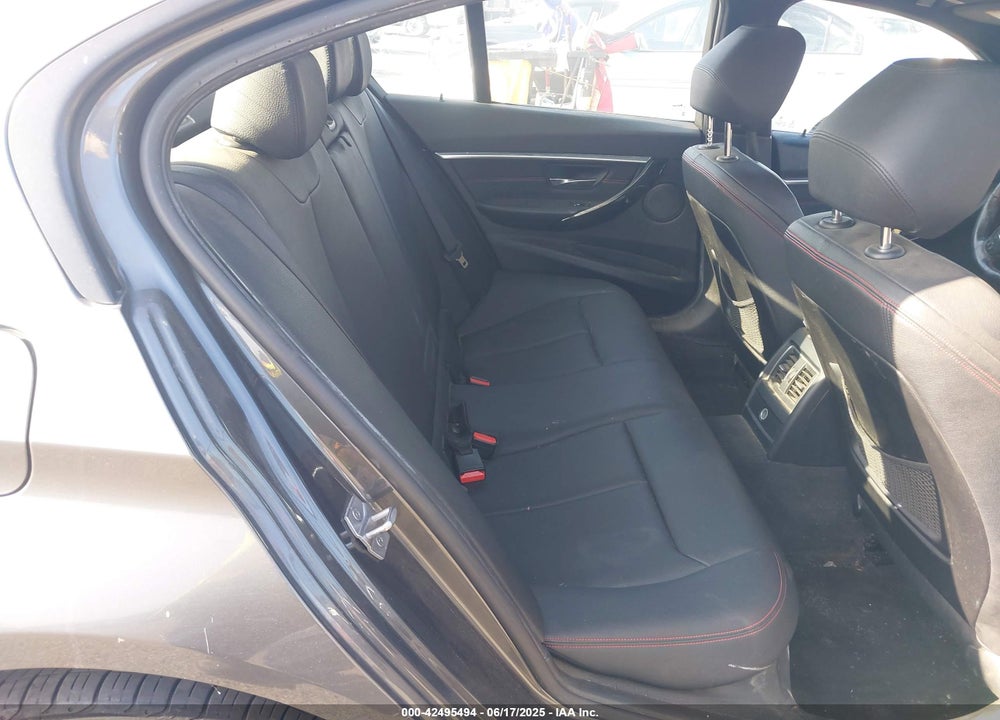 2016 BMW 3 SERIES VIN: WBA8E9G58GNT85599