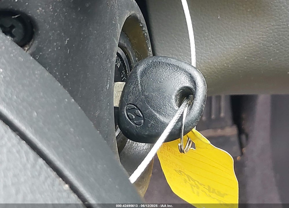 2011 HYUNDAI ELANTRA VIN: KMHDH4AE8BU107817