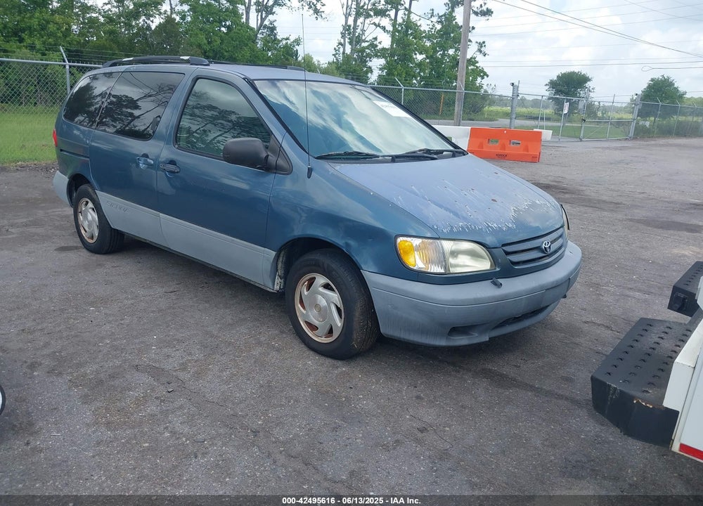 2002 TOYOTA SIENNA LE VIN: 4T3ZF13C52U437850
