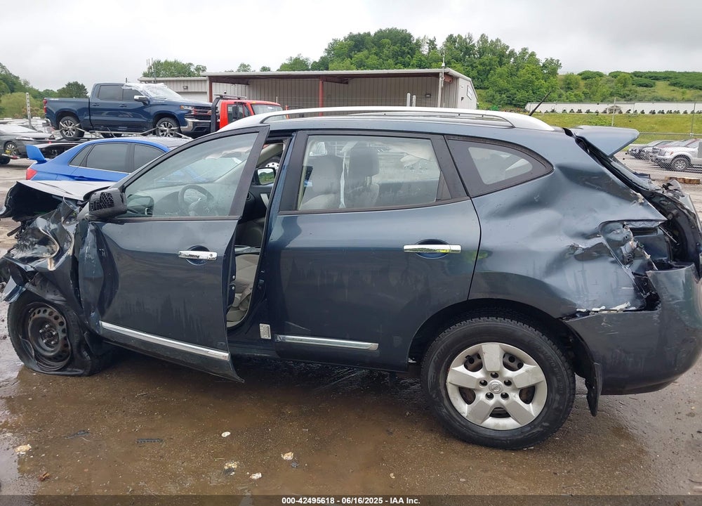 2015 NISSAN ROGUE SELECT S VIN: JN8AS5MV9FW751576