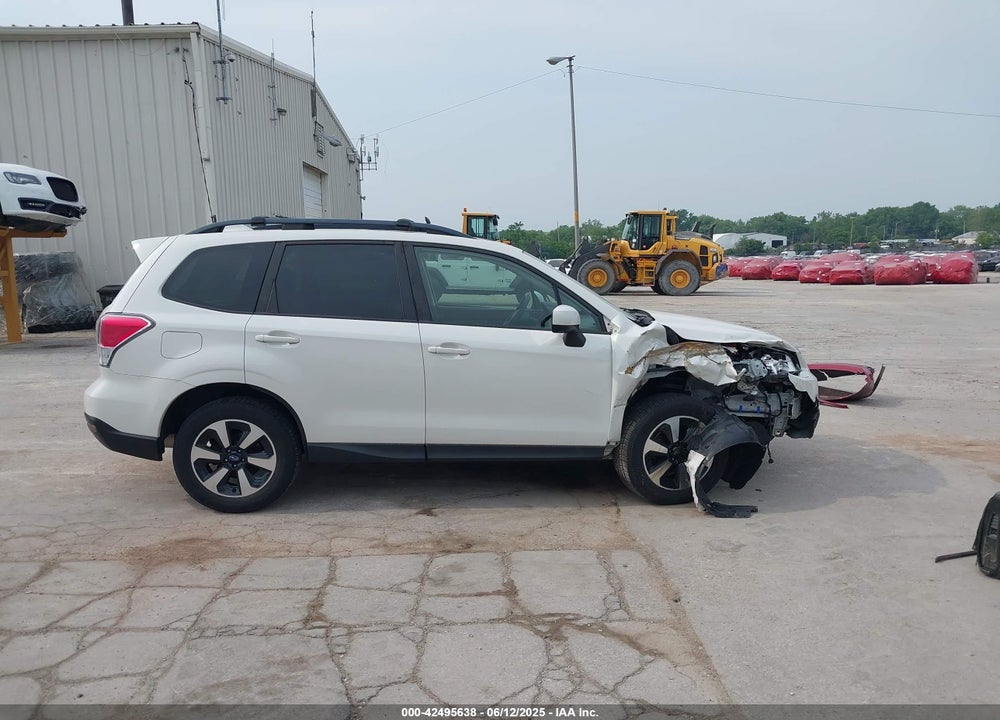 2018 SUBARU FORESTER 2.5I PREMIUM VIN: JF2SJAGC5JH553601