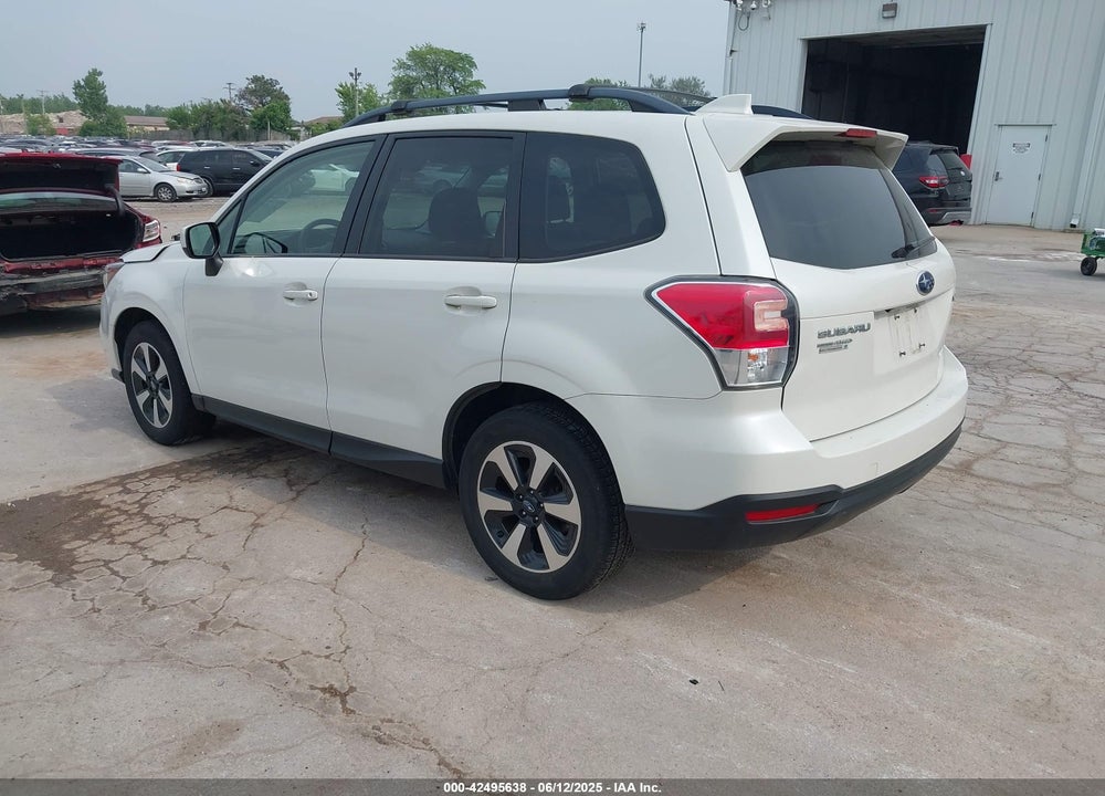 2018 SUBARU FORESTER 2.5I PREMIUM VIN: JF2SJAGC5JH553601