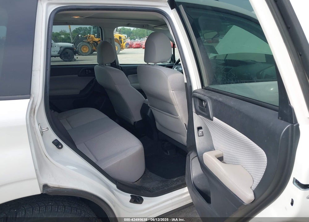 2018 SUBARU FORESTER 2.5I PREMIUM VIN: JF2SJAGC5JH553601