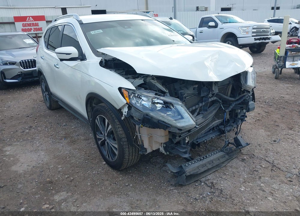 2019 NISSAN ROGUE SV VIN: 5N1AT2MT9KC832526